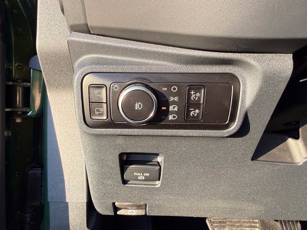 Used 2025 Ford Bronco Badlands AWD/4WD image 22