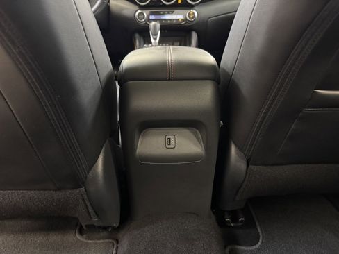 Used 2024 Nissan Sentra SR w/ SR Premium Package image 16