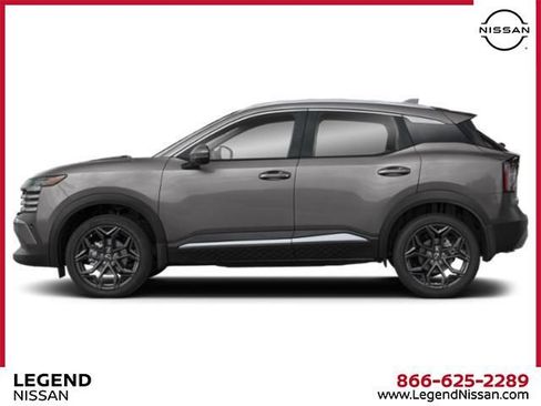 New 2026 Nissan Kicks SR w/ SR Premium Package AWD/4WD image 4