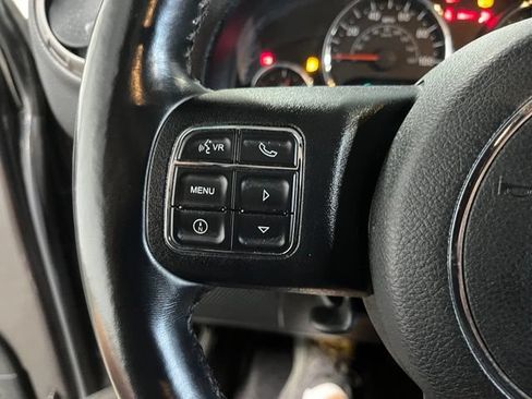 Used 2016 Jeep Wrangler Sport w/ Quick Order Package 24S AWD/4WD image 17