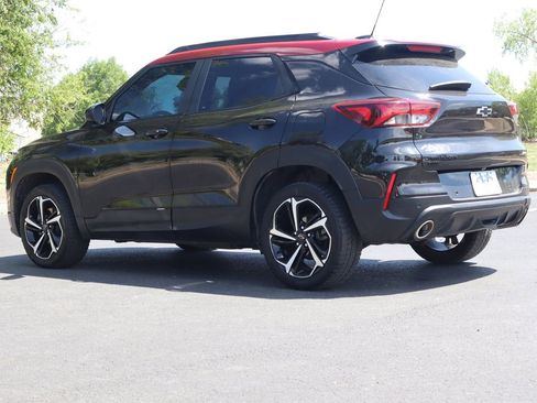 Used 2021 Chevrolet TrailBlazer RS w/ Sun and Liftgate Package AWD/4WD image 7