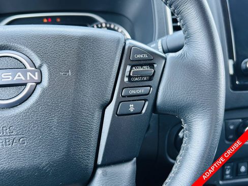 Used 2023 Nissan Frontier SV w/ SV Convenience Package AWD/4WD image 4