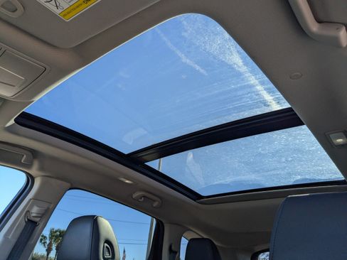 Used 2023 Acura MDX SH-AWD image 23