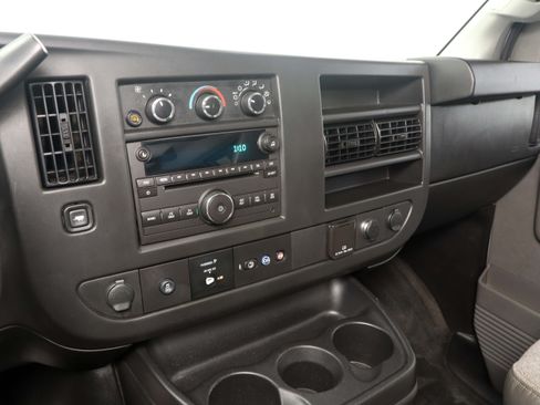 Used 2016 Chevrolet Express 3500 LT w/ LT Preferred Equipment Group RWD image 17