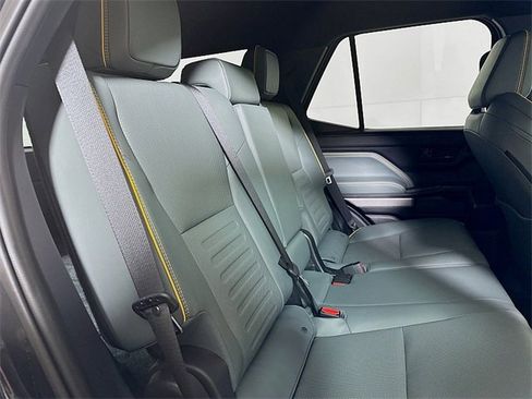 Used 2025 Toyota 4Runner Trailhunter image 25