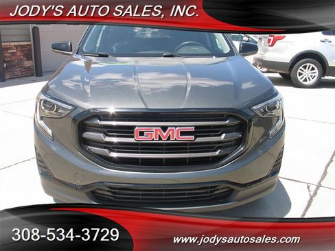 Used 2020 GMC Terrain SLE w/ Elevation Edition AWD/4WD image 34