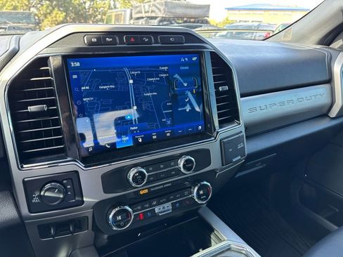 Used 2022 Ford F250 Lariat w/ Chrome Package image 47