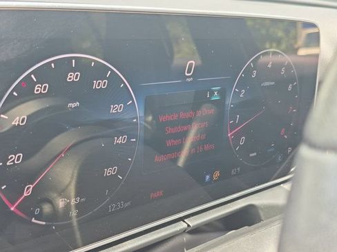 Used 2025 Mercedes-Benz C 300 Sedan image 16