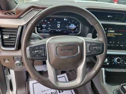 Used 2022 GMC Sierra 1500 Denali w/ Technology Package image 12