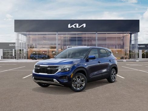 New 2026 Kia Seltos LX FWD image 1