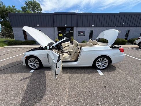 Used 2012 BMW 328i Convertible RWD image 72