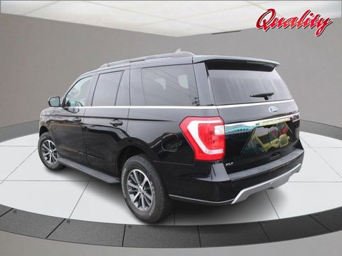 Used 2020 Ford Expedition XLT image 5