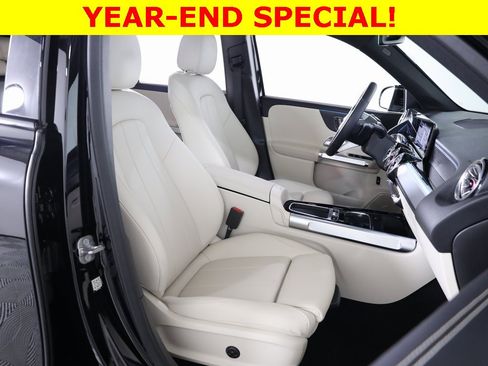 Certified 2025 Mercedes-Benz GLB 250 4MATIC image 50