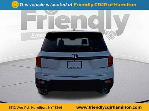 Used 2024 Honda Passport EX-L image 4