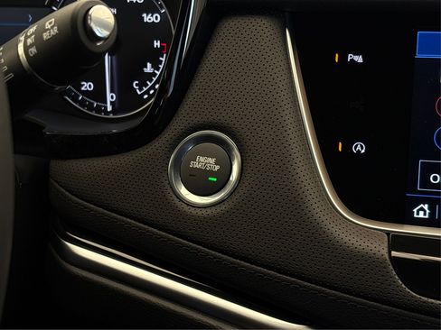 New 2025 Cadillac XT6 Luxury image 26