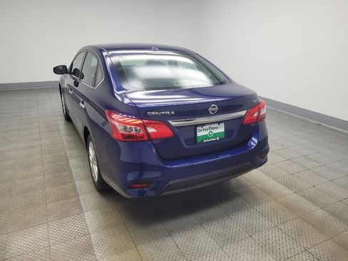 Used 2019 Nissan Sentra SV FWD image 5