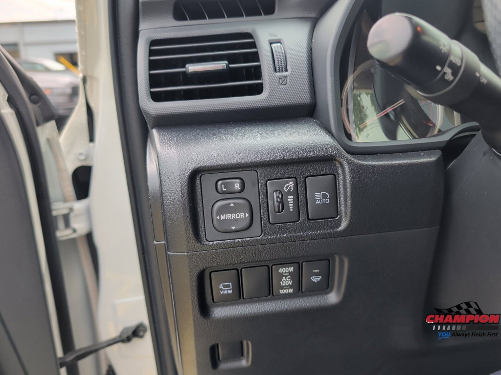 Used 2023 Toyota 4Runner Limited AWD/4WD image 25