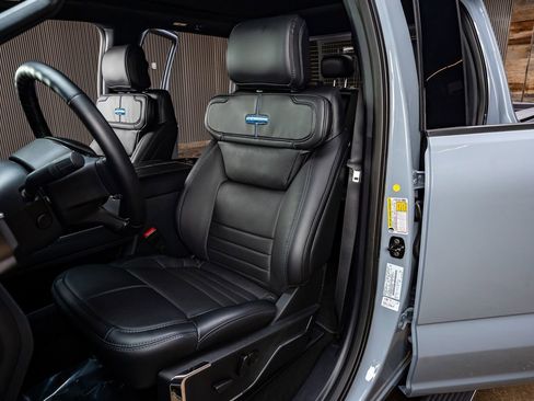 Used 2026 Ford F250 Platinum image 31