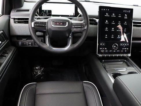 New 2026 GMC Sierra EV Elevation image 17