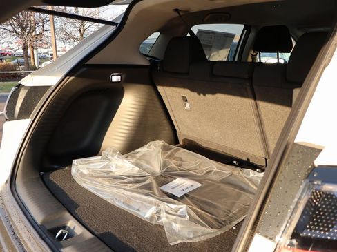 New 2026 Honda HR-V LX image 15