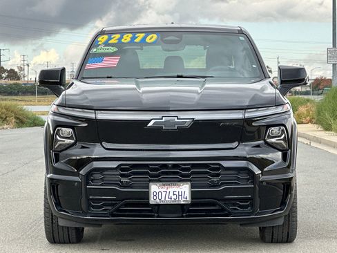 Used 2024 Chevrolet Silverado EV RST image 9