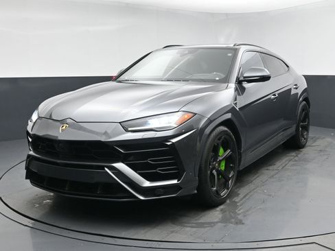 Used 2020 Lamborghini Urus image 1