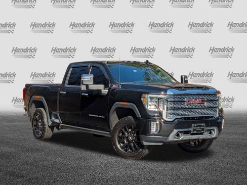 Used 2023 GMC Sierra 2500 Denali w/ Denali Black Diamond Edition image 2