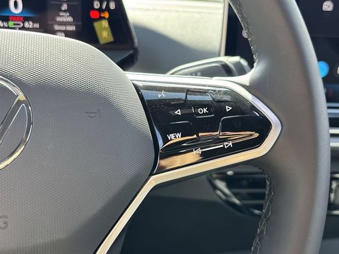New 2026 Volkswagen ID.4 Pro RWD image 20