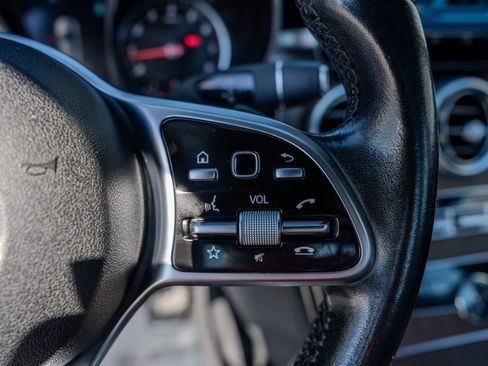 Used 2019 Mercedes-Benz C 300 Sedan image 17