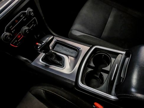 Used 2022 Dodge Charger SXT RWD image 29
