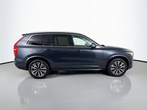 Used 2022 Volvo XC90 T6 Momentum w/ Advanced Package AWD/4WD image 8