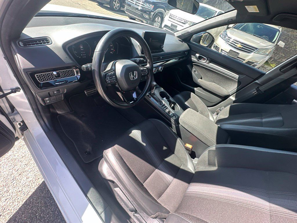 Used 2024 Honda Civic Sport image 8