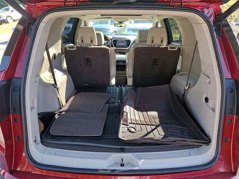Used 2019 GMC Acadia Denali w/ Technology Package AWD/4WD image 28