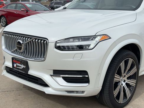 Used 2024 Volvo XC90 B6 Plus w/ Protection Package Premier image 11
