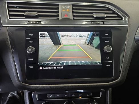 Used 2024 Volkswagen Tiguan Wolfsburg Edition image 23