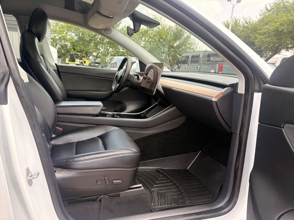 Used 2020 Tesla Model Y Long Range AWD/4WD image 11