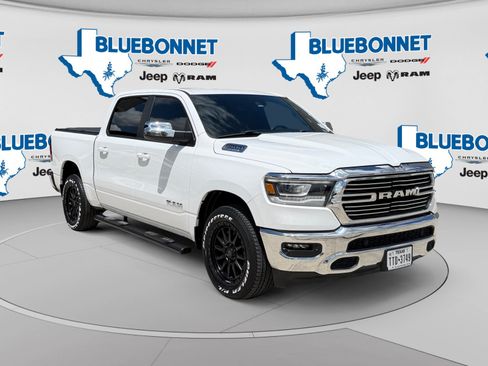 Used 2023 RAM 1500 Laramie AWD/4WD image 3