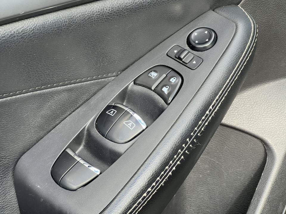 Used 2021 Nissan Maxima 3.5 SV w/ Floor Mat Group FWD image 20