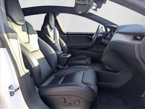 Used 2019 Tesla Model S Long Range image 24