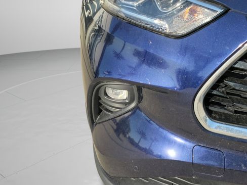 Used 2023 Toyota Highlander Limited image 12