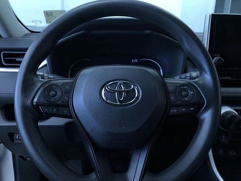 Used 2024 Toyota RAV4 LE image 17