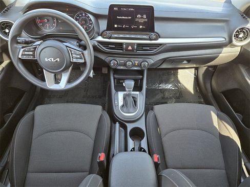 Certified 2023 Kia Forte LXS image 5