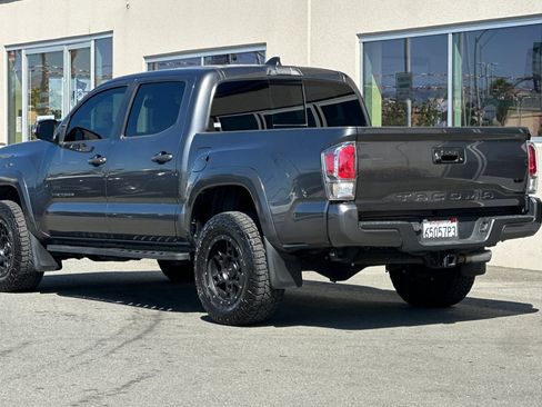 Used 2023 Toyota Tacoma TRD Sport RWD image 6