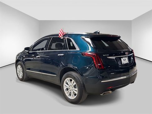 Used 2024 Cadillac XT5 Luxury image 2