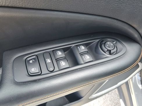 Used 2020 Jeep Compass Limited w/ Advanced Safety Group AWD/4WD image 9