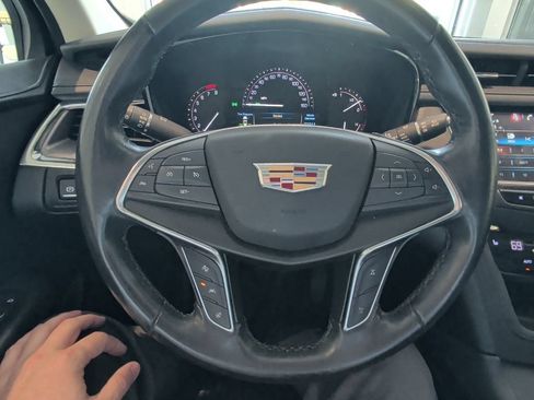 Used 2019 Cadillac XT5 Luxury w/ LPO, Radiant Package AWD/4WD image 13