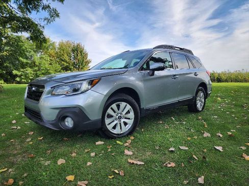 Used 2019 Subaru Outback 2.5i Premium AWD/4WD image 15