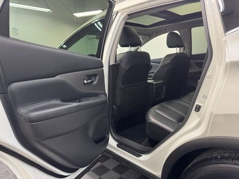 Used 2020 Nissan Murano SL image 25