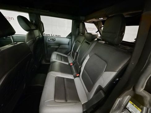 Used 2024 Ford Bronco Black Diamond image 24