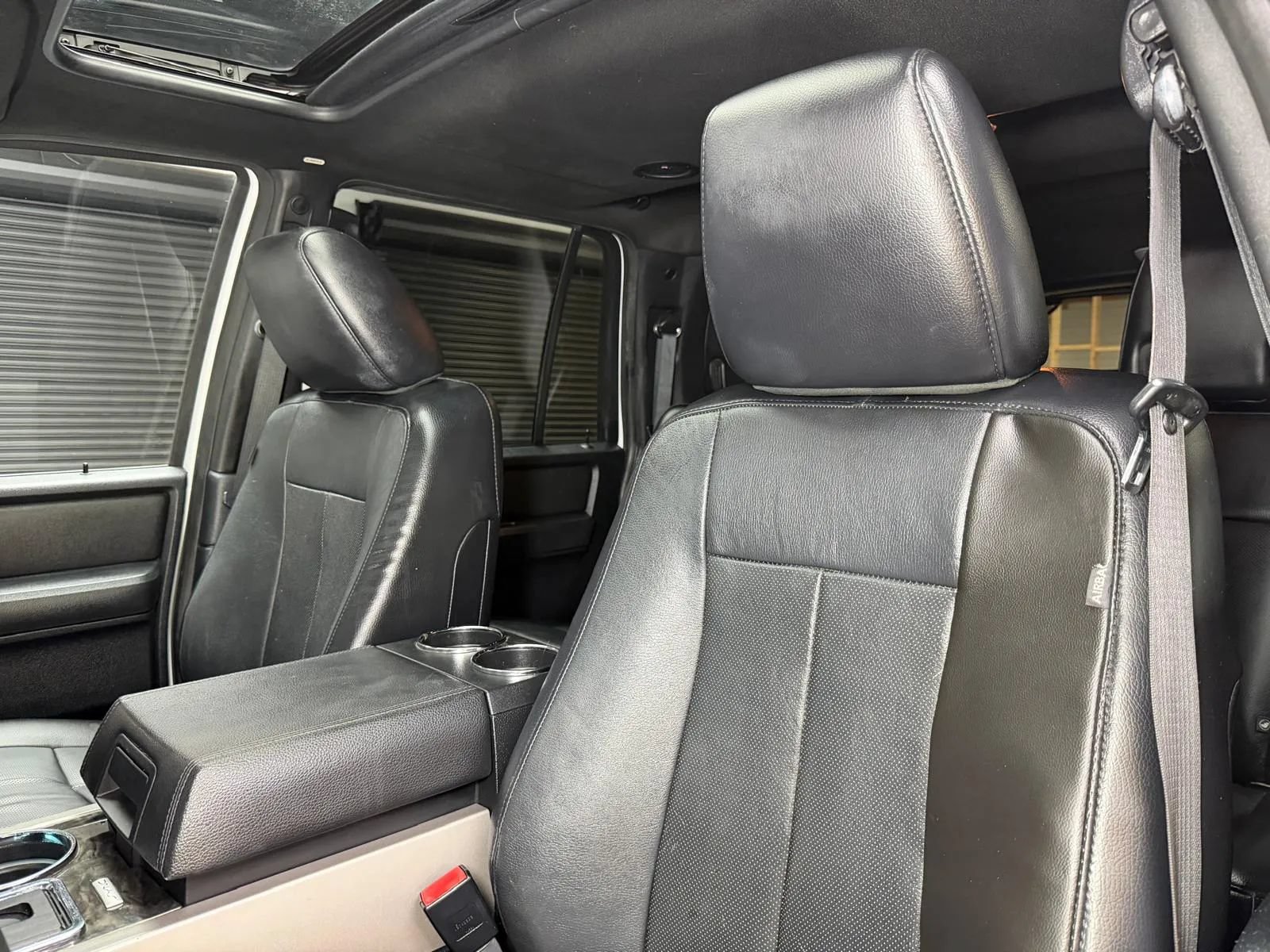 Used 2017 Ford Expedition EL Limited RWD image 32